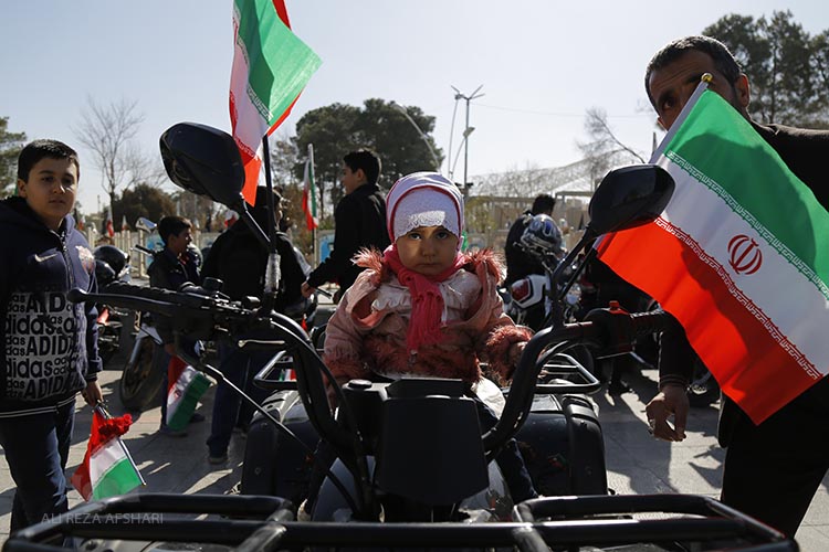 12بهمن سالروزه ورود امام