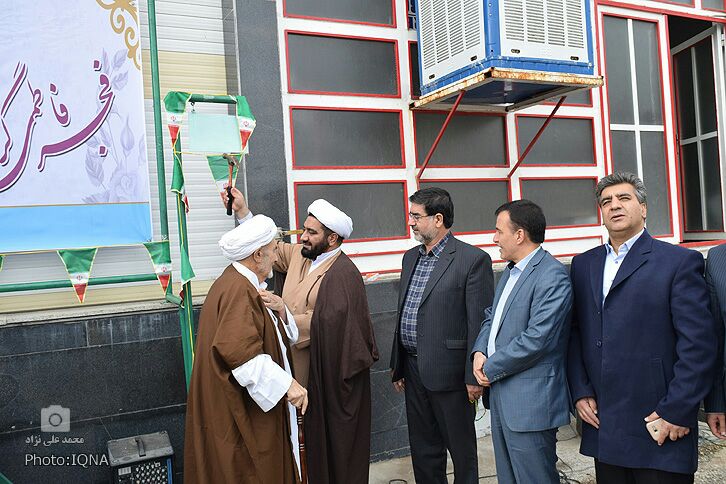 تقدیم 176 شهید توسط جامعه کارگری لرستان