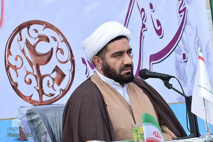تقدیم 176 شهید توسط جامعه کارگری لرستان