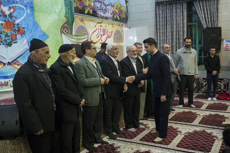 محفل &laquo;انس با قرآن کریم&raquo; با حضور قاری بین&zwnj;المللی در همدان برگزار شد