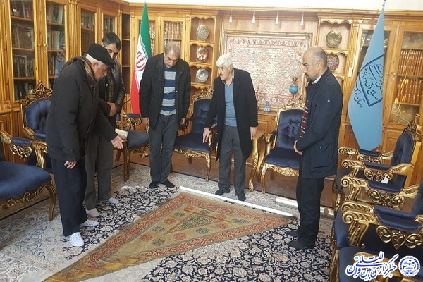 پرچم تعزیه حسینی مسجد اونچی میدان تحویل موزه چینی خانه شد