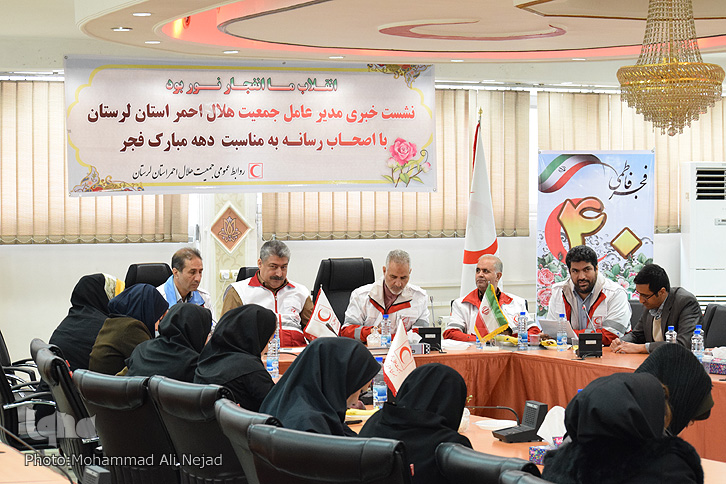اجرای طرح &laquo;۴۰ کاروان ۴۰ روستا&raquo; توسط هلال&zwnj;احمر لرستان