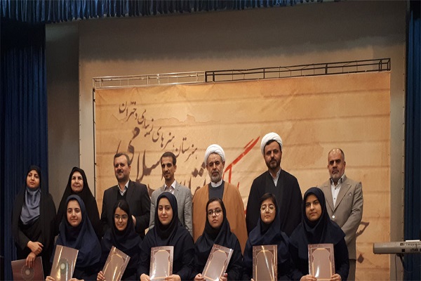 شناخت تکالیف&zwnj;مان در قبال انقلاب، رمز پیشرفت است
