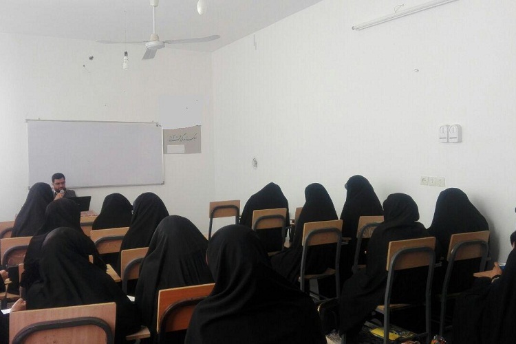 کارگاه آموزش سبک زندگی قرآنی در زاهدان برگزار شد