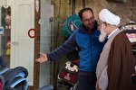 دیدار مردمی آیت‌الله عابدینی در بازار قزوین