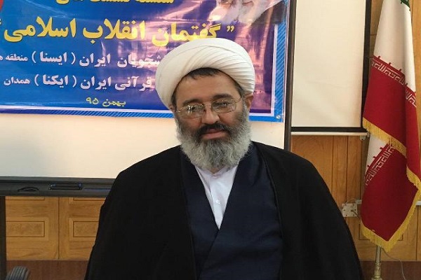 مردم پایه و رکن انقلاب هستند
