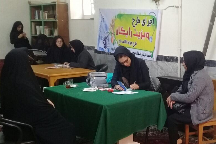 ویزیت رایگان در مناطق کم برخوردار و حاشیه&zwnj;نشین قزوین در دهه فجر
