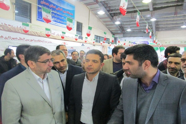 برپایی نمایشگاه دستاوردهای انقلاب اسلامی در همدان