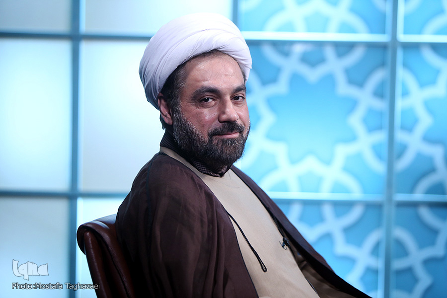 گسست مردم و بازارهای مالی قبل از انقلاب/ کمیته فقهی زینت‌المجالس نیست/ نقش آموزش و پرورش در حمایت از بورس