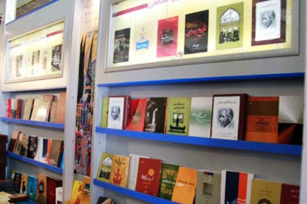 5شنبه*****تازه&zwnj;های نشر/ از &laquo;دیپلماسی فطرت&raquo; تا &laquo;وجود خدا&raquo; از نگاه فیلسوف انگلیسی