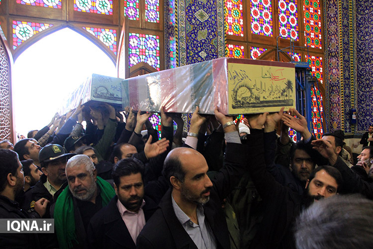 تشییع پیکر دو شهید گمنام در یزد