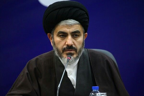 انقلاب اسلامی، به افق&zwnj;های دور اسلامیت و جمهوریت دست خواهد یافت