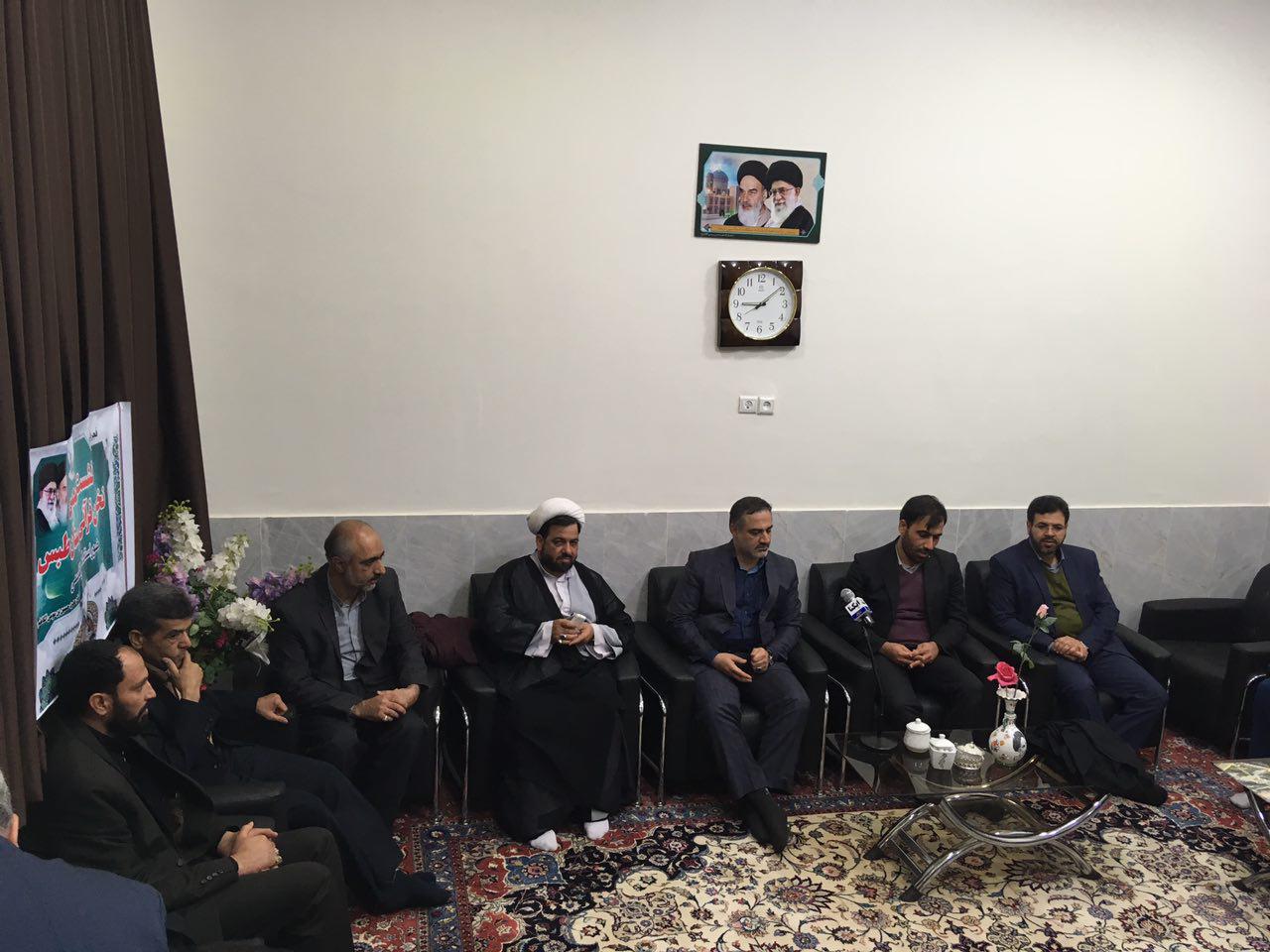 حضور کاروان قرآنی در صحرای طبس/ اجرای محفل باشکوه در امامزاده حسین بن موسی الکاظم(ع)