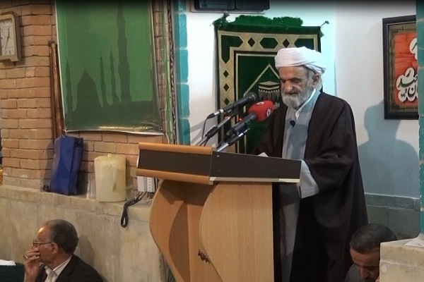مردم عشق و وفاداری به نظام را در 22 بهمن ماه به نمایش میگذراند