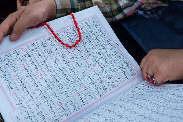 برگزاری 3 محفل &laquo;انس با قرآن&raquo; و شرکت 1300 رزنی در جشنواره قرآنی &laquo;در امتداد نور&raquo;