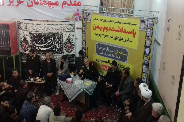 عزت کشور، در گرو مقاومت و پایداری است