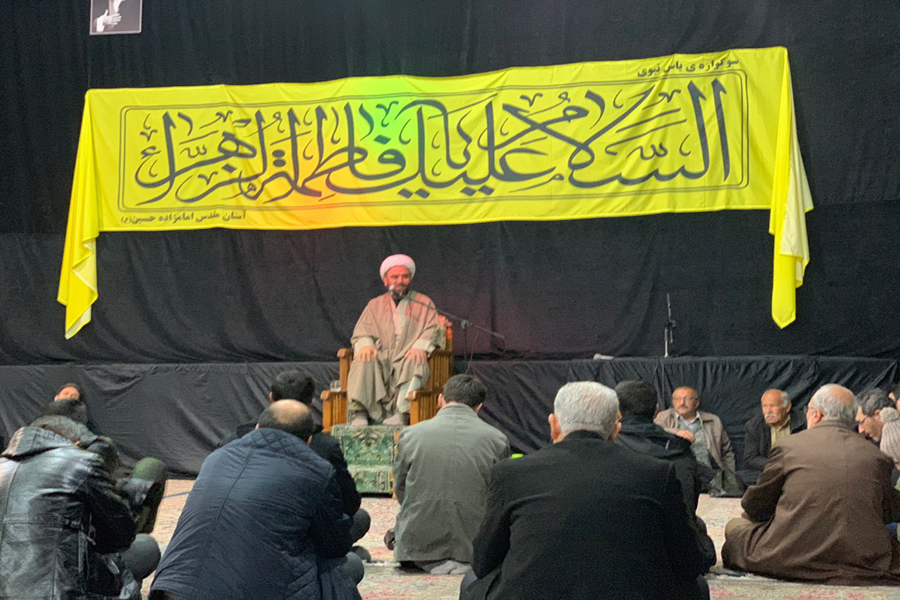 بصیرت و شناخت دو ابزار مهم برای ادامه راه انقلاب است