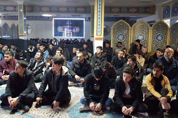 نهادینه شدن سبک زندگی فاطمی در بین خانواده‌ها