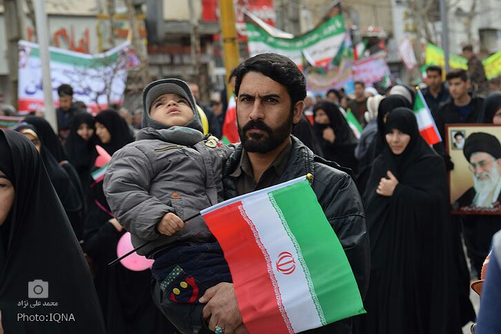 راهپیمایی یومالله ۲۲ بهمن در خرمآباد + عکس راهپیمایی یومالله ۲۲ بهمن در خرمآباد + عکس