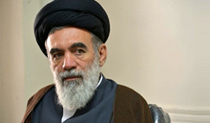 ملت ایران پای نظام و انقلاب ایستاده است