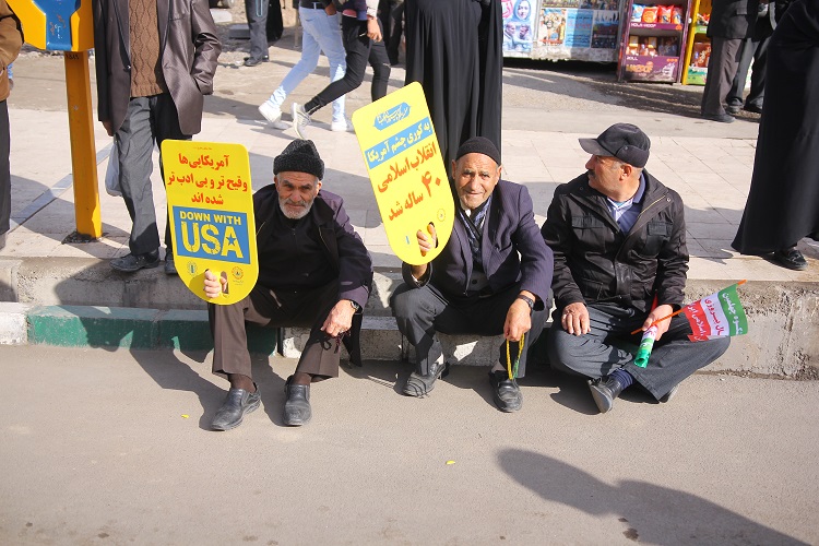 روایت حضور در چهلمین تولد انقلاب
