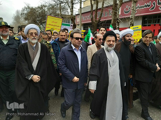 راهپیمایی یومالله ۲۲ بهمن در خرمآباد + عکس راهپیمایی یومالله ۲۲ بهمن در خرمآباد + عکس