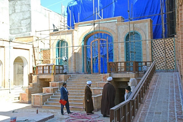 معرفی مرقد امامزاده هاجر خاتون خواهر امام رضا (ع) در سنندج