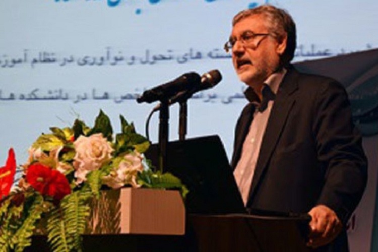 توجه مسئولین دانشگاه به رعایت اخلاق پژوهشی در امر پژوهش توجه مسئولین دانشگاه به رعایت اخلاق پژوهشی در امر پژوهش