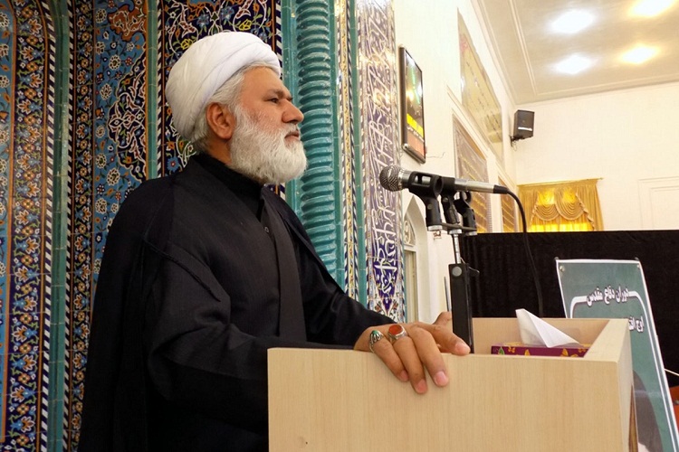 بزرگداشت مقام شهدای مدافع وطن در خاش برگزار شد بزرگداشت مقام شهدای مدافع وطن در خاش برگزار شد