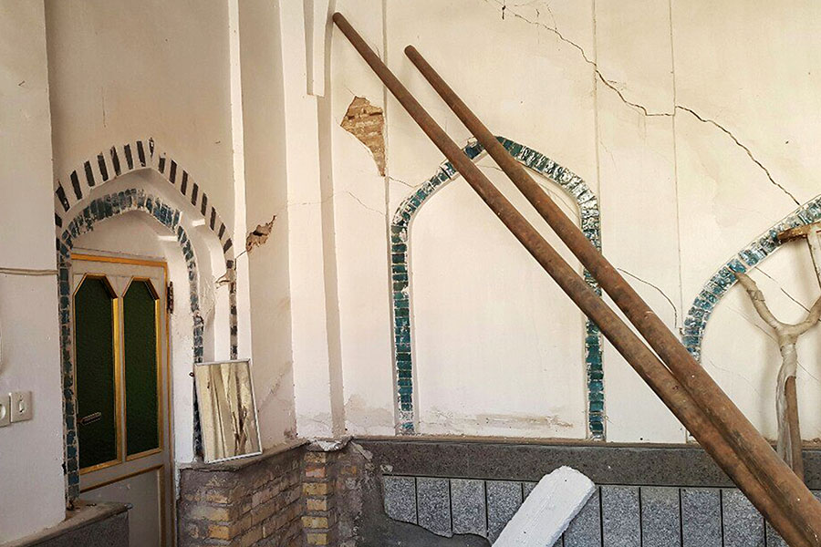 عوامل آسیب&zwnj;&zwnj;رسان به مسجد &laquo;ملاحاجی&raquo; دزفول