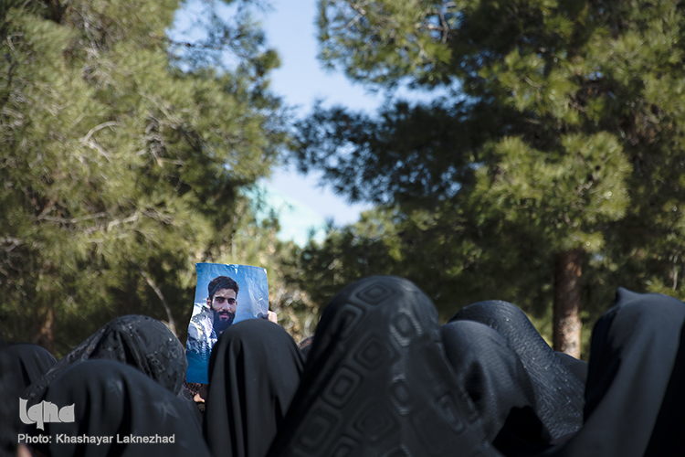 بزرگداشت شهدا مدافع حریم امنیت