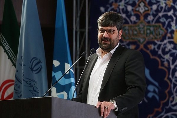 فراخوان سیزدهمین دو سالانه آثار طراحان گرافیک قم آغاز شد