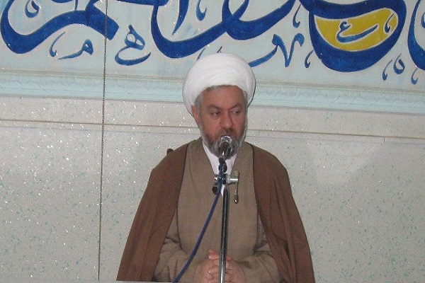 وحدت و همدلی بین مردم و مسئولان؛ رمز ماندگاری انقلاب