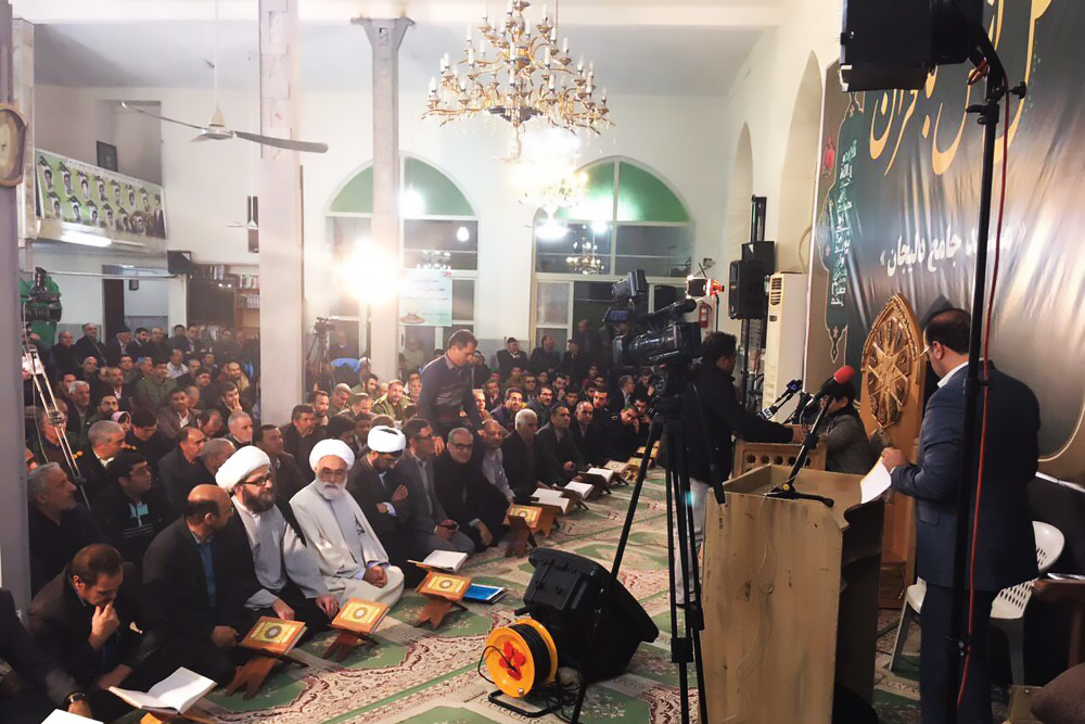 صوت/ تلاوت قاریان کاروان انقلاب در سومین روز