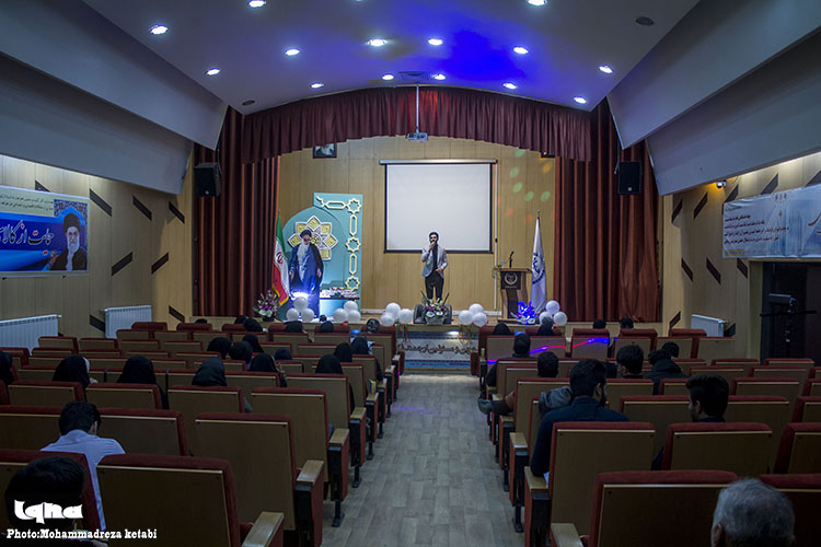 جشن هنر انقلابی در جهاد دانشگاهی همدان برگزار شد + عکس