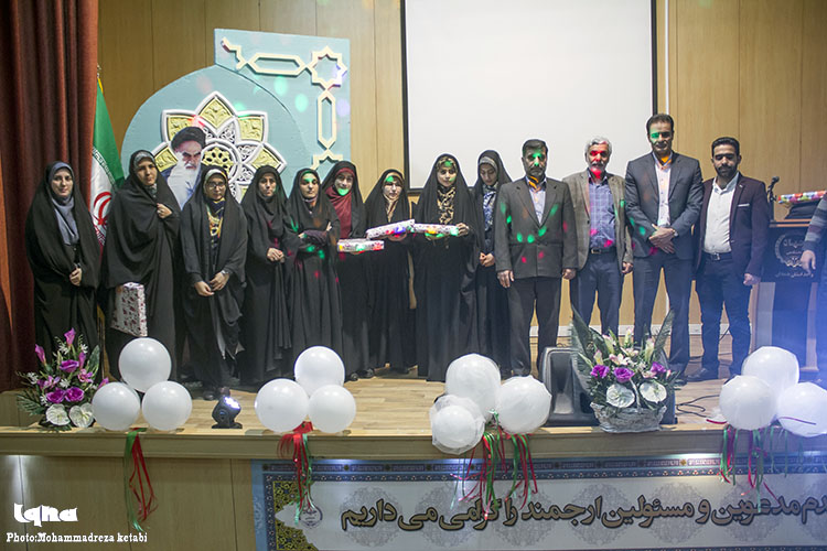 جشن هنر انقلابی در جهاد دانشگاهی همدان برگزار شد + عکس
