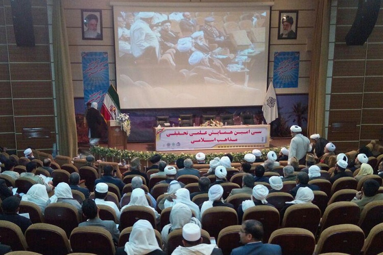 تصاویری از همایش &laquo;مذاهب اسلامی&raquo; در زاهدان