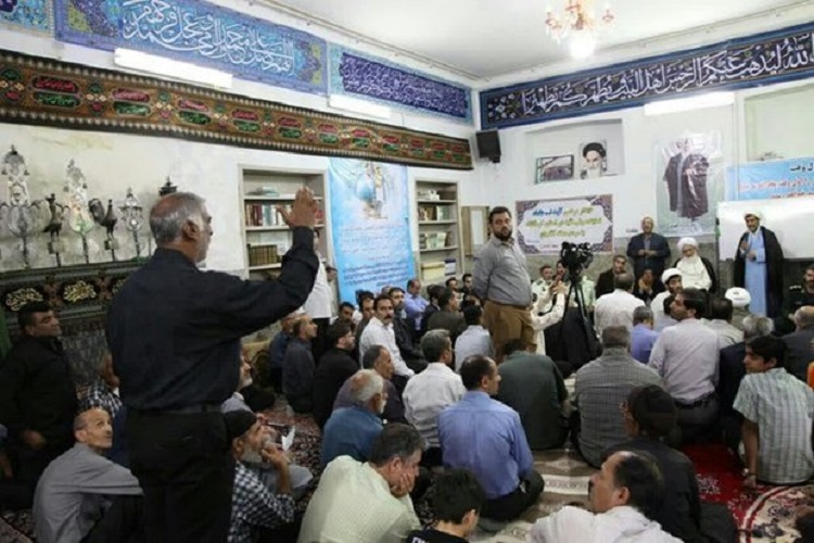 مسجد صاحبالزمان(عج) کرمانشاه؛ میزبان دیدار مردمی آیتالله علما مسجد صاحبالزمان(عج) کرمانشاه؛ میزبان دیدار مردمی آیتالله علما