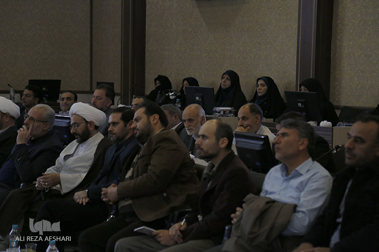 نشست فعالان قرآنی