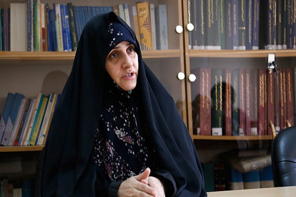 هنر به قصد تربیت در جامعه توسعه یابد