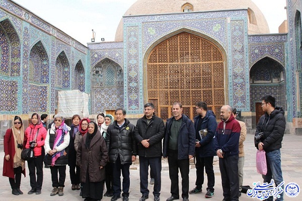 &laquo;محققان چینی&raquo;، از بقعه شیخ صفی&zwnj;الدین اردبیلی بازدید کردند
