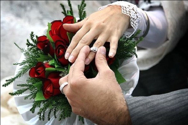 هزار نوعروس نیازمند اردبیلی، راهی خانه بخت شدند