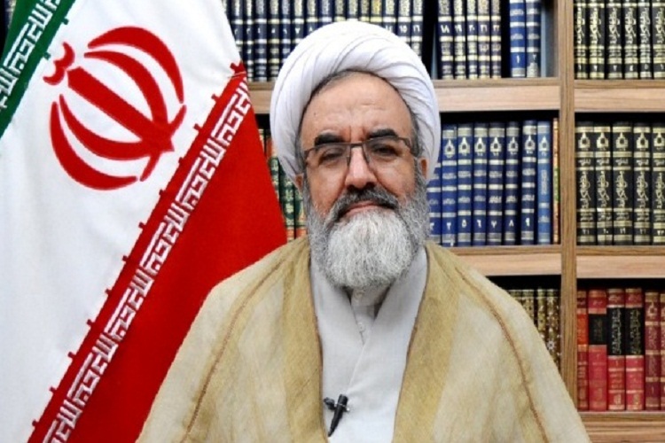 شهدا مایه سرافرازی و استقلال ملت ایران هستند
