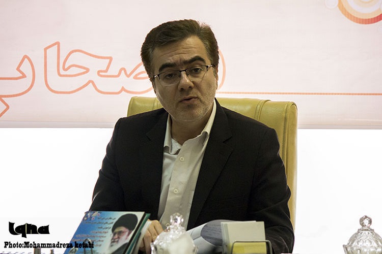 انعقاد تفاهم&zwnj;نامه دارالقرآن بسیج و کانون&zwnj;های مساجد در همدان/ اجرای سرود هزار نفری در همدان