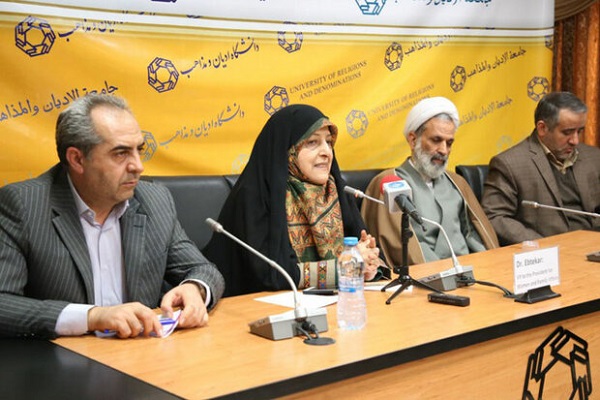 خانواده را فدای فعالیت&zwnj;های اجتماعی بانوان نکنید