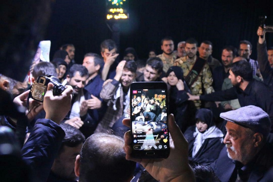 وداع خانواده محمدرضایی با پیکر شهید &laquo;حمید محمدرضایی&raquo;