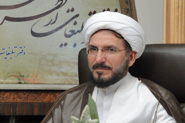 ایمان حاصل مطالعه و تفکر در آیات الهی است