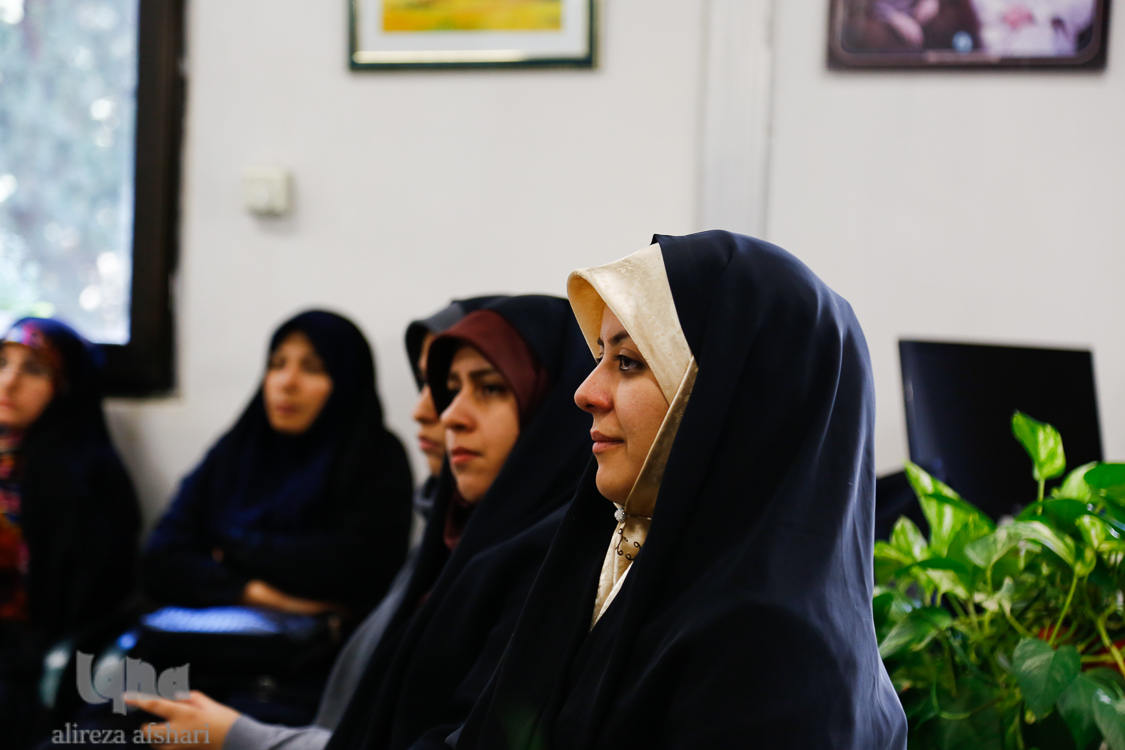 جلسه ی بین جهاد دانشگاهی و قرآن و حدیث جلسه ی بین جهاد دانشگاهی و قرآن و حدیث