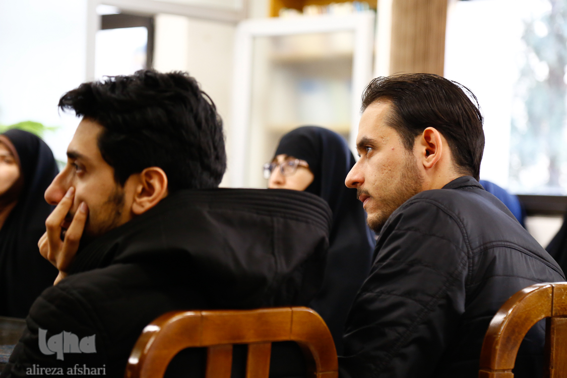 جلسه ی بین جهاد دانشگاهی و قرآن و حدیث جلسه ی بین جهاد دانشگاهی و قرآن و حدیث