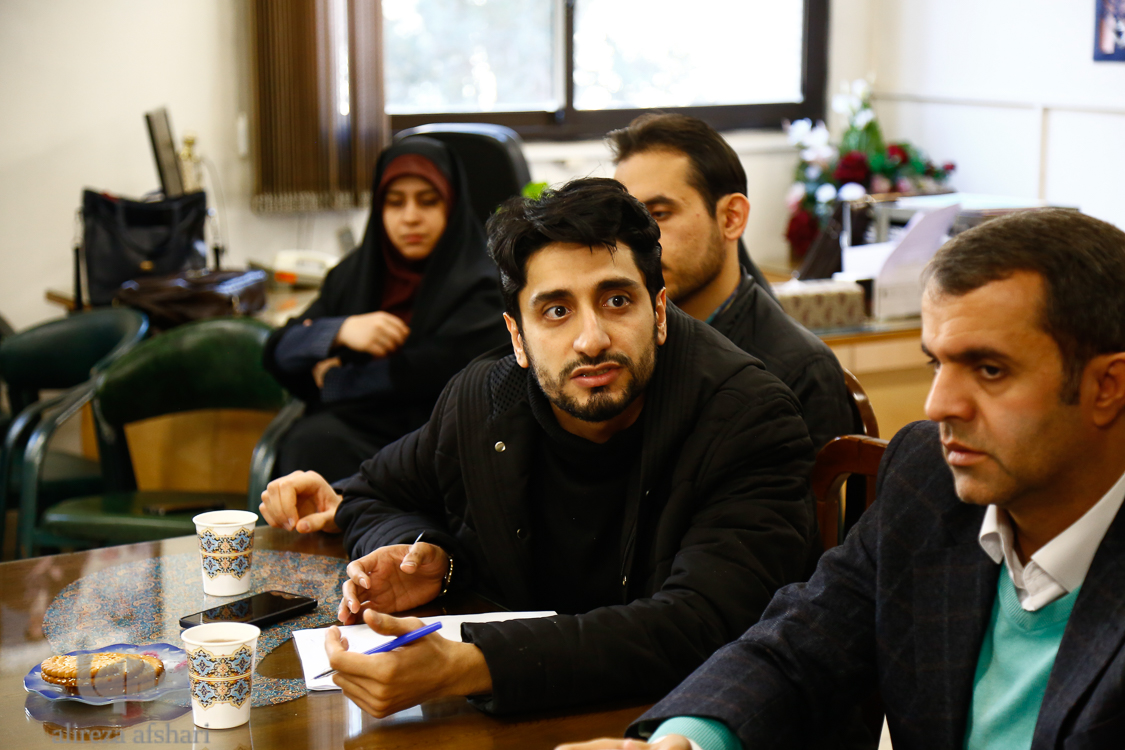 جلسه ی بین جهاد دانشگاهی و قرآن و حدیث جلسه ی بین جهاد دانشگاهی و قرآن و حدیث